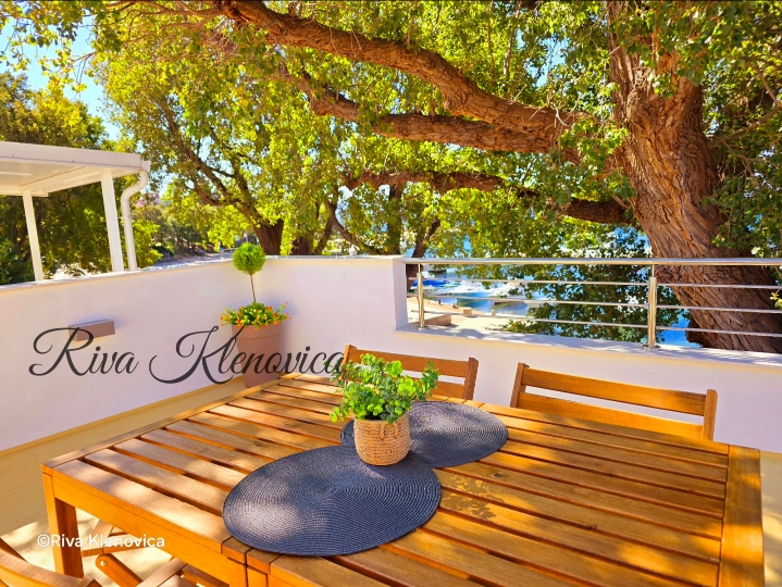Terasa apartmánu Riva v prvním patře v Klenovici